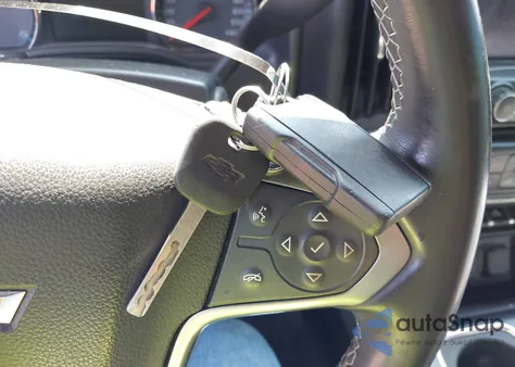 2015 Chevrolet Silverado 1500 2Lt из США, поврежденный, VIN 3GCUKREC1FG469864